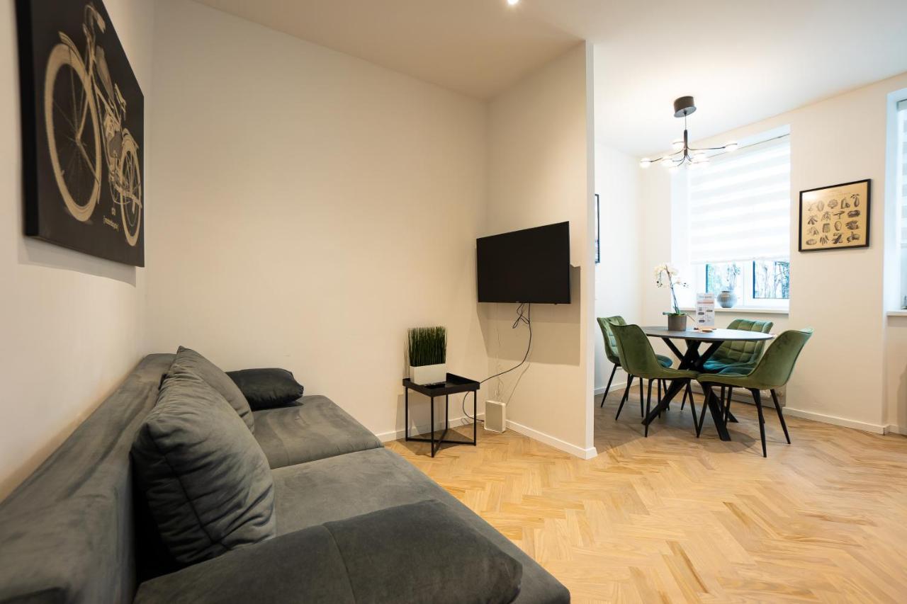Brand-New Apartment In The 17Th District Of Wina Bagian luar foto