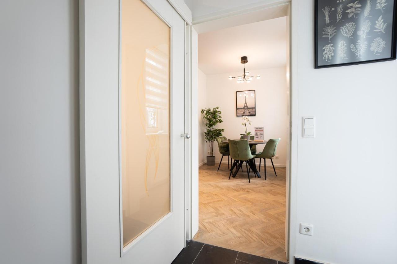 Brand-New Apartment In The 17Th District Of Wina Bagian luar foto