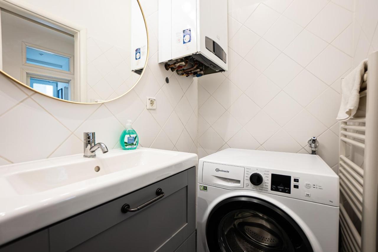Brand-New Apartment In The 17Th District Of Wina Bagian luar foto