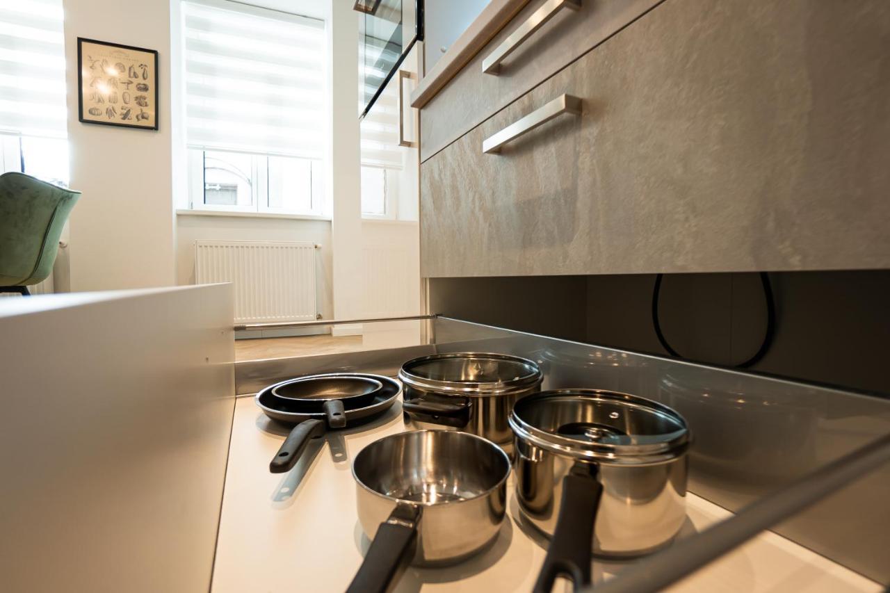 Brand-New Apartment In The 17Th District Of Wina Bagian luar foto