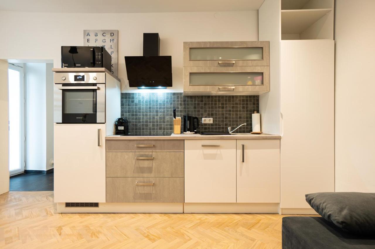 Brand-New Apartment In The 17Th District Of Wina Bagian luar foto